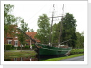 Unter den "schwimmenden Schifffahrtsmuseum"  liegt die "Catharina von Papenburg"  in der Wiek. Es ist ein Schoner.