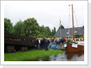 Am 24. Juni 2011 wurde das Schiff  "Therese von Papenburg" am Splittingkanal  vor dem "Papenbörger Hus" ins Wasser  gelassen.